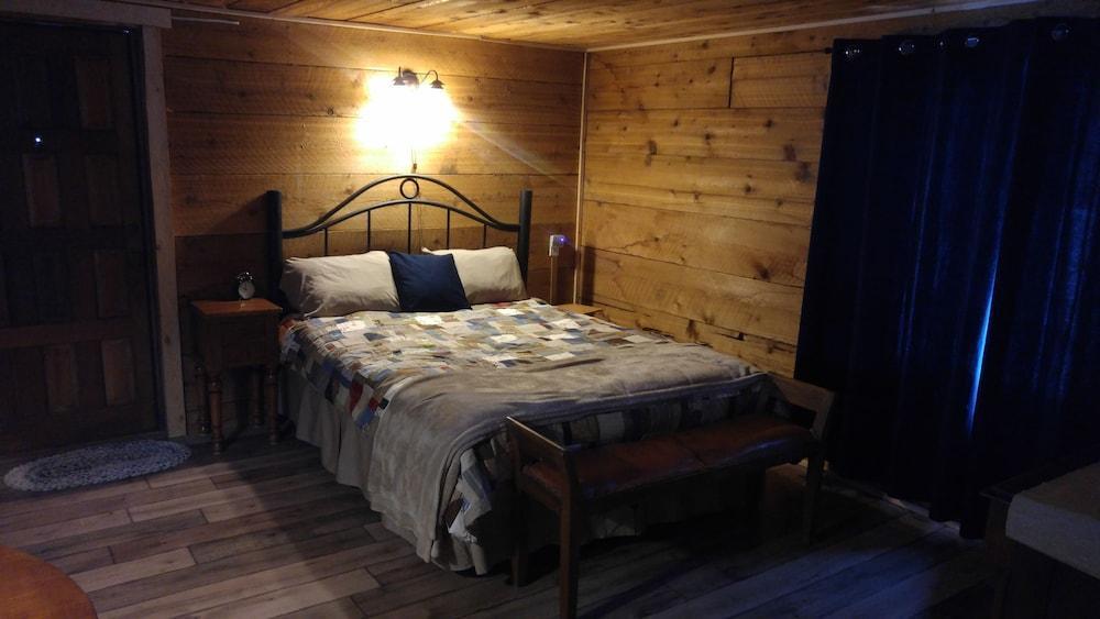 Villa Wolfwood Guest Ranch Clearwater Exterior foto