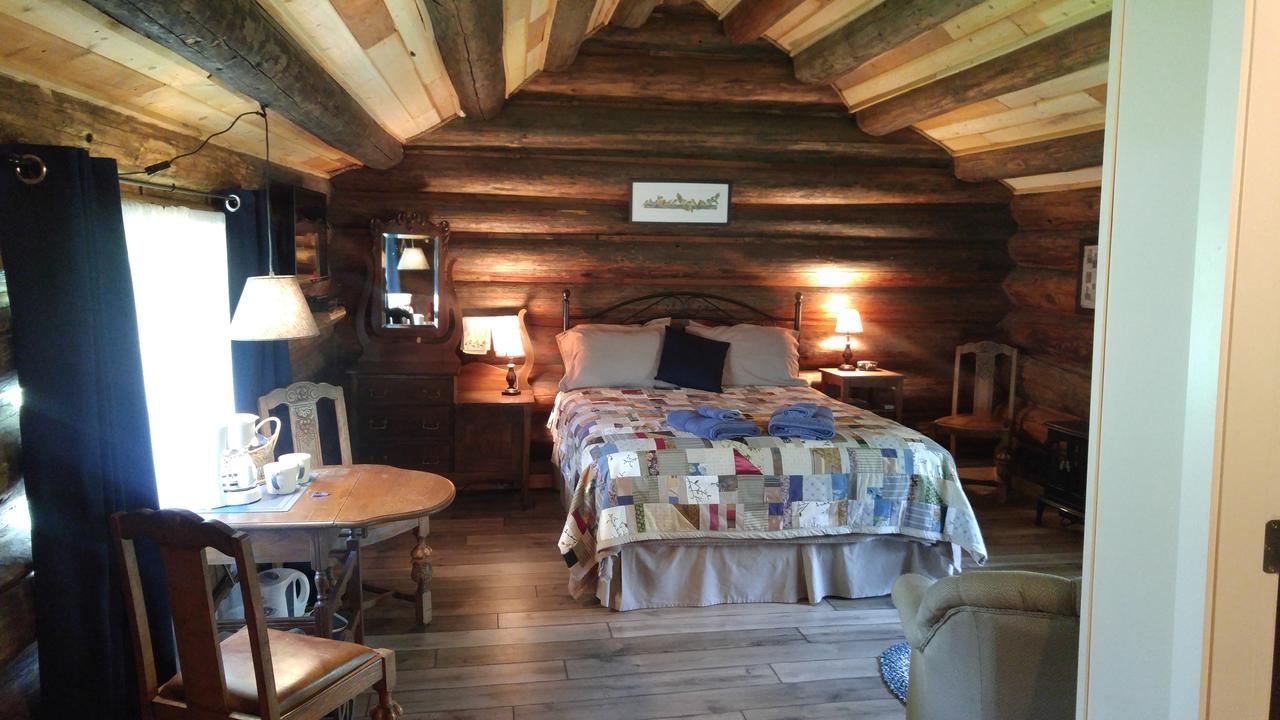 Villa Wolfwood Guest Ranch Clearwater Exterior foto