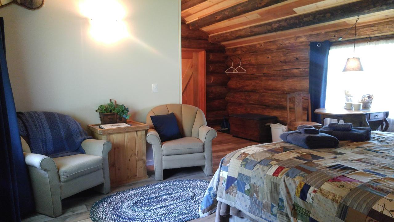 Villa Wolfwood Guest Ranch Clearwater Exterior foto