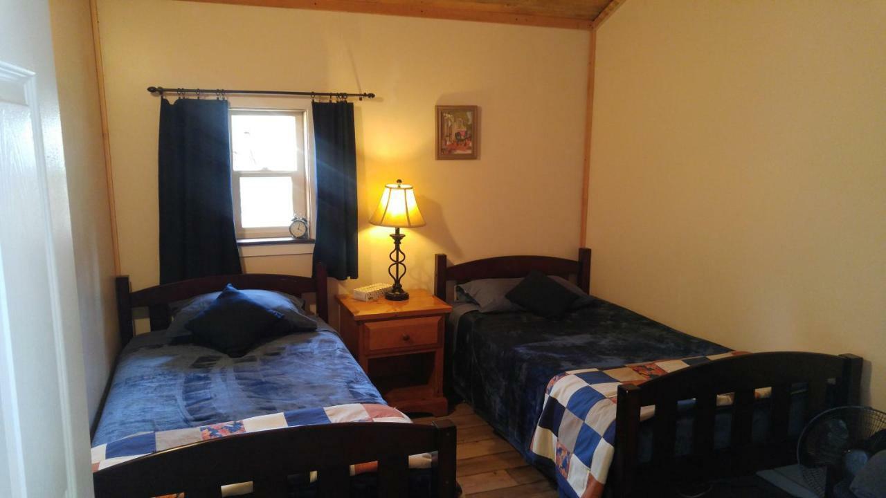 Villa Wolfwood Guest Ranch Clearwater Exterior foto